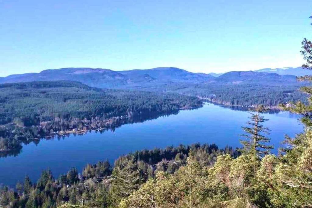 Raincoast Retreat At Shawnigan Lake! Exteriör bild